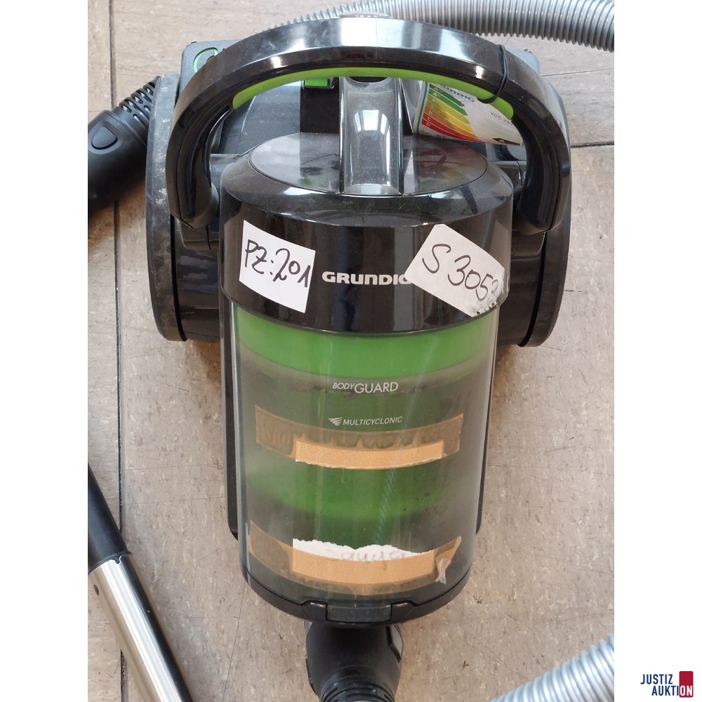 Staubsauger der Marke GRUNDIG BodyGuard Multicyclonic 