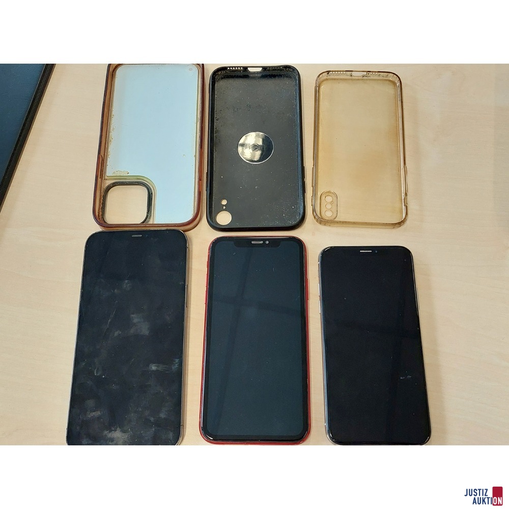 Handy der Marke Apple iPhone 12 Pro Max u.a.