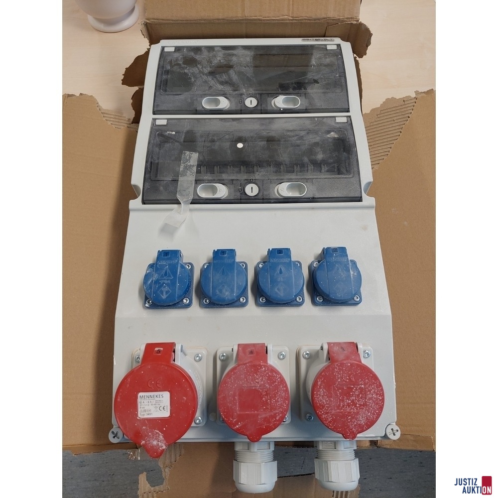 Strom-, Baustrom-, Wanderverteiler der Marke Doktorvolt - Typ: eXT-S/FI 32A