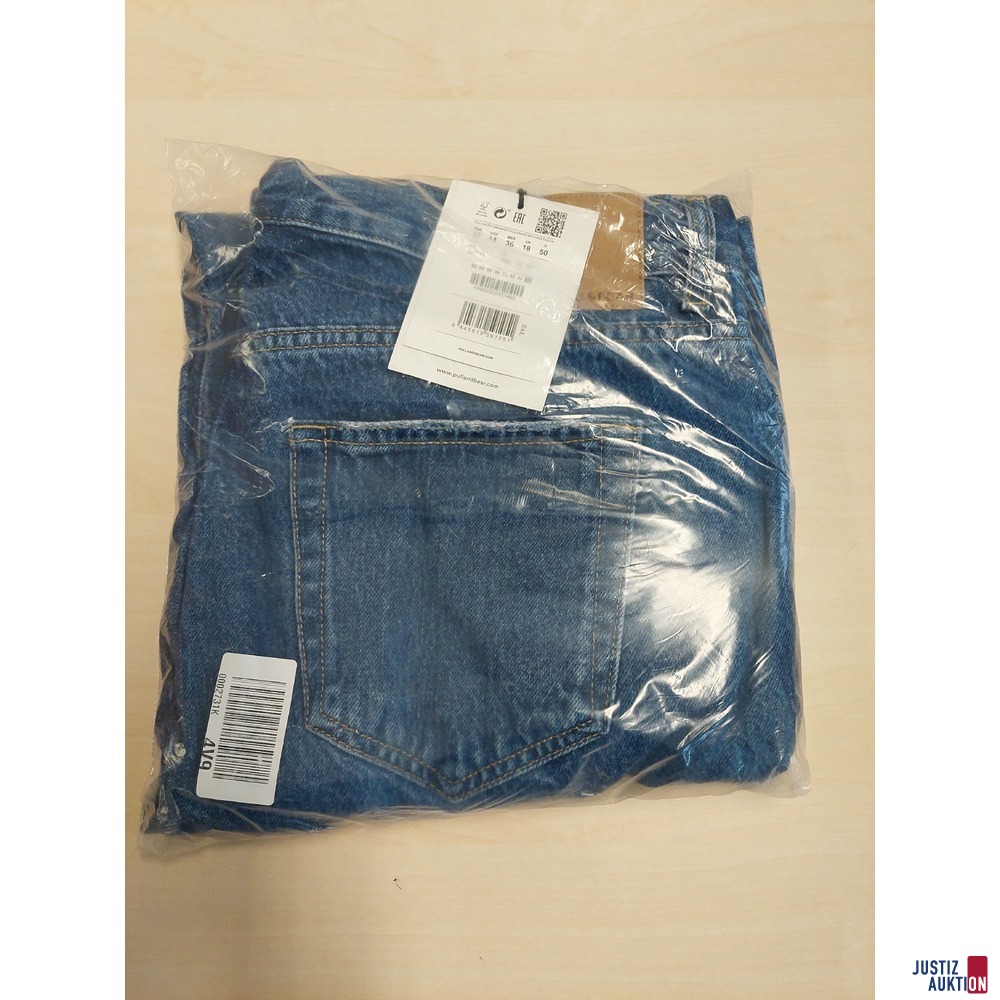 Herrenjeans der Marke Bull&amp;Bear Straight High Rise