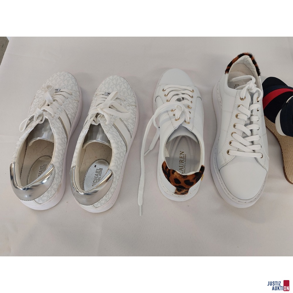 1 Paar Sneaker der Marke Michael Kors Größe US 9,5 u.a