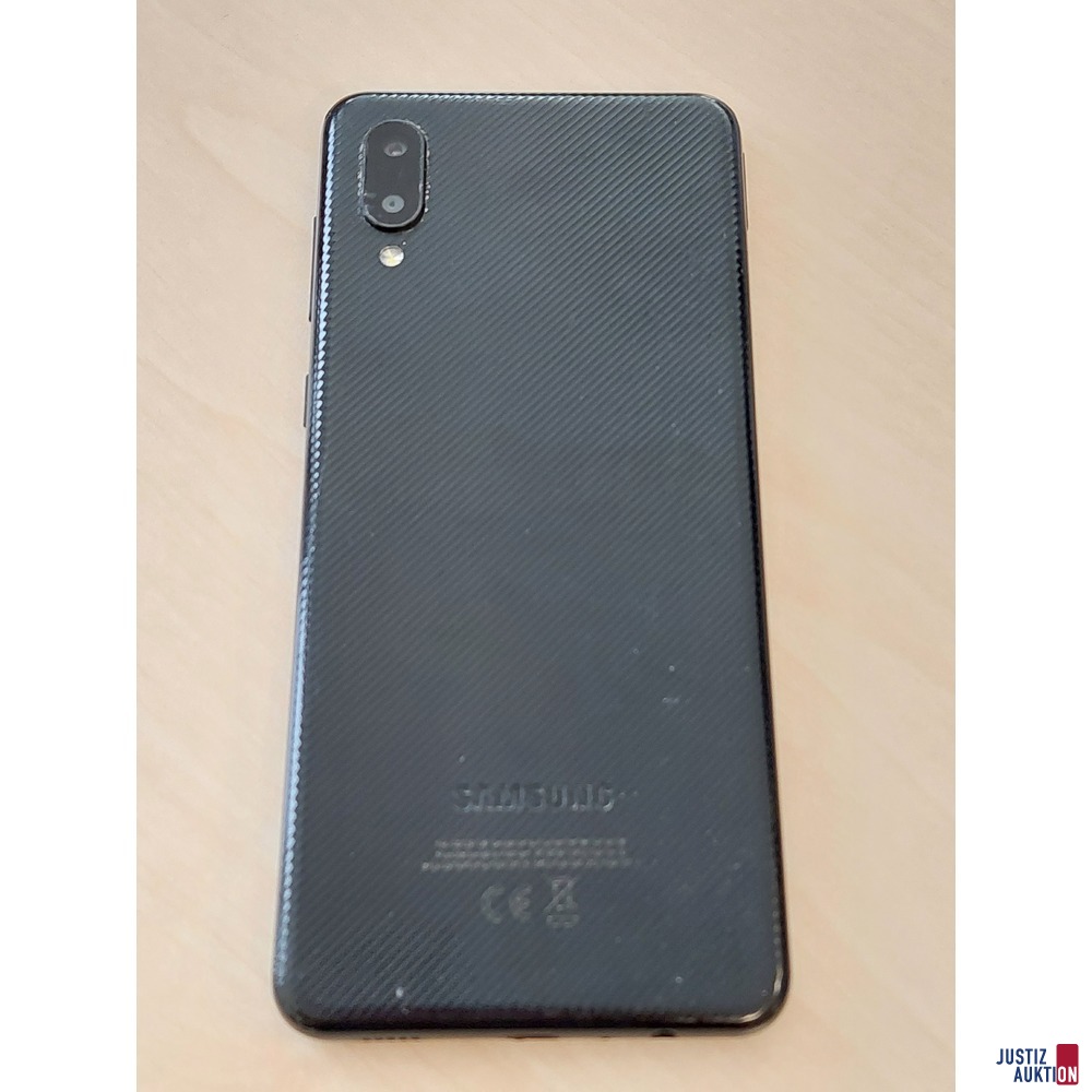 Handy der Marke Samsung Galaxy A02
