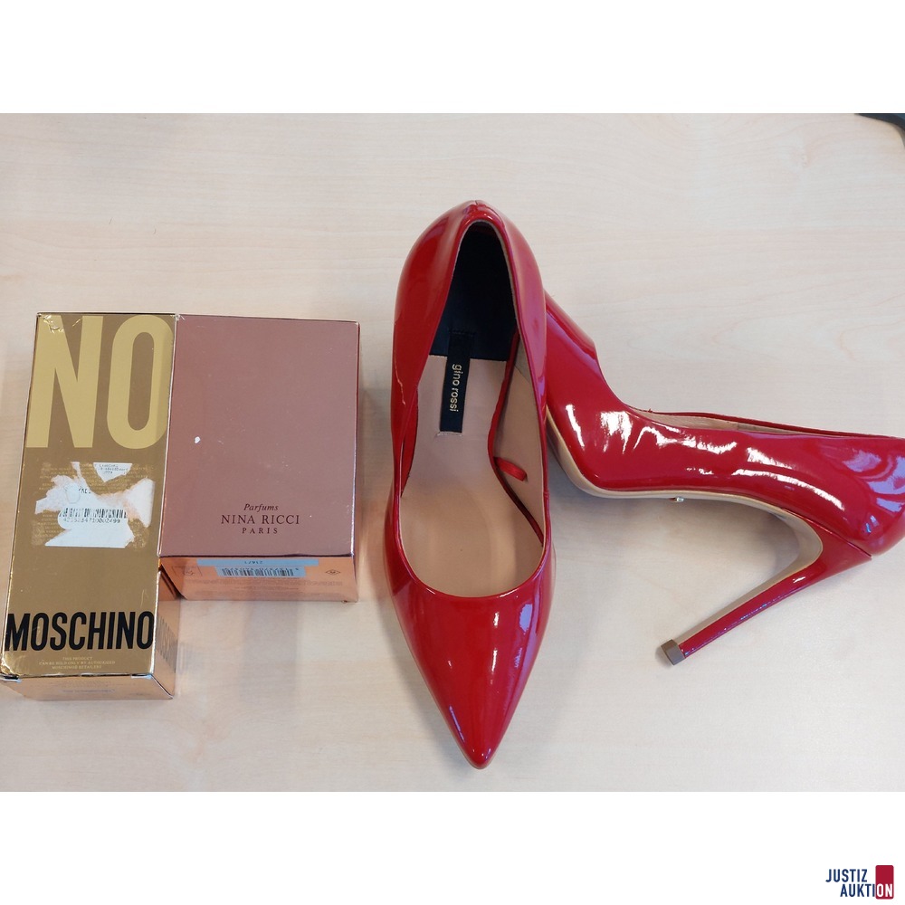 Eau de Toilette der Marke Moschino Natural Spray u.a.