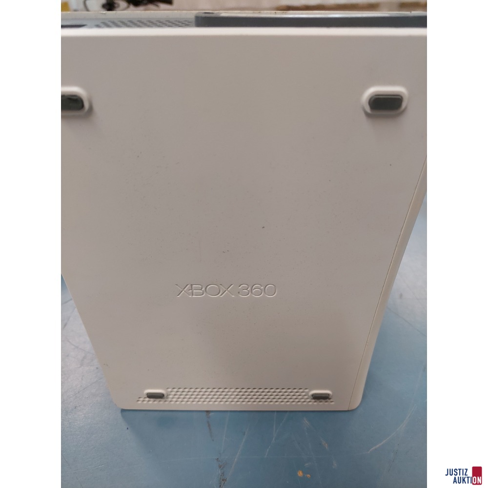 Xbox 360 - X809507-006 gebraucht/Gebrauchsspuren vorhanden