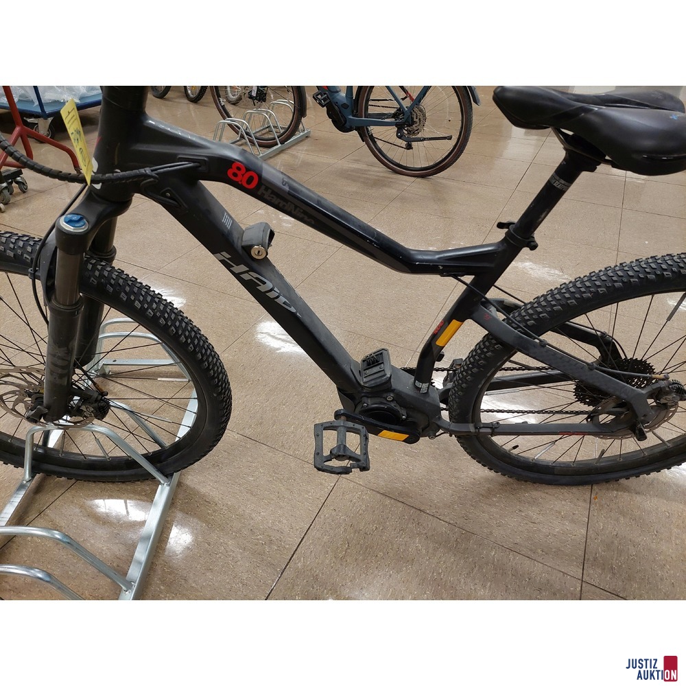 E-Mountainbike der Marke Haibike Sduro HardNine 8.0