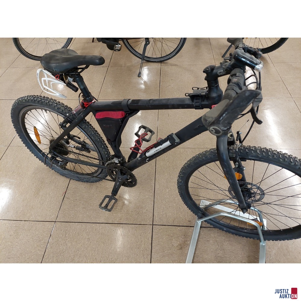Fahrrad der Marke Canondale