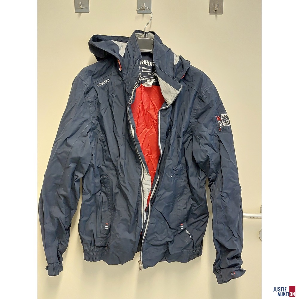 Segeljacke der Marke Tribord HDY 96 Gr. 42 getragen