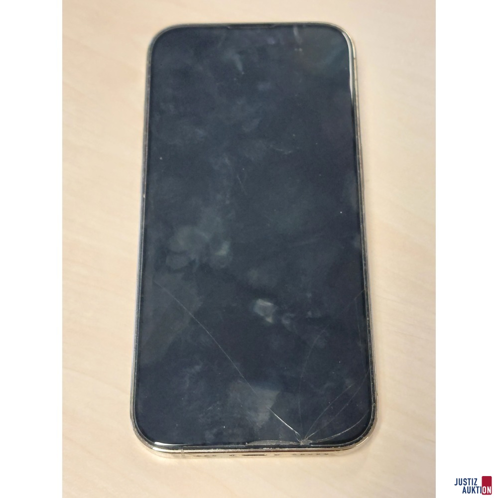 Handy der Marke iPhone 14 gebraucht/Gebrauchsspuren vorhanden