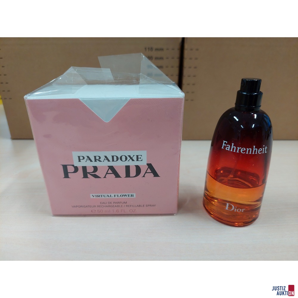 Eau de Parfum der Marke PRADA PARADOXE Virtual u.a.