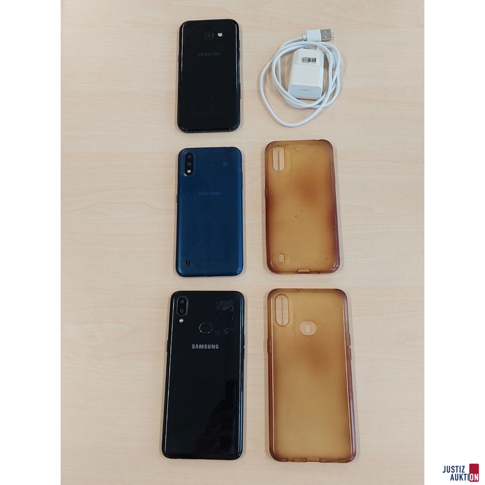 Handy der Marke Samsung Galaxy A01 Model: SM-A015F
