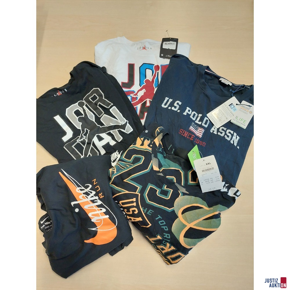 5 diverse T-Shirts