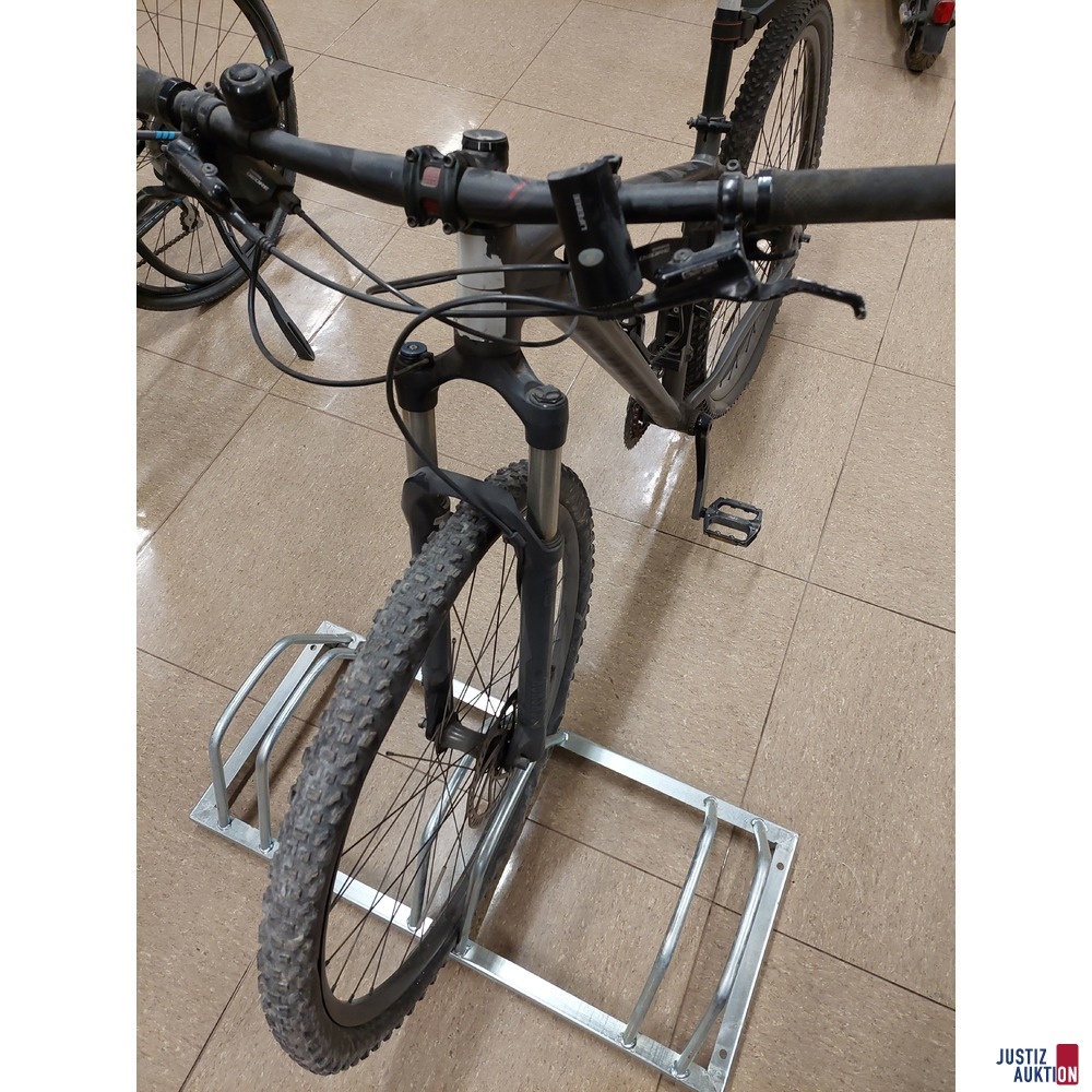 Fahrrad der Marke Specialized - Crane