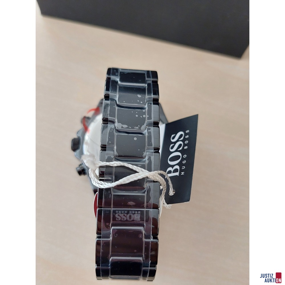 Herrenarmbanduhr der Marke Boss - Model: Ozean Edition