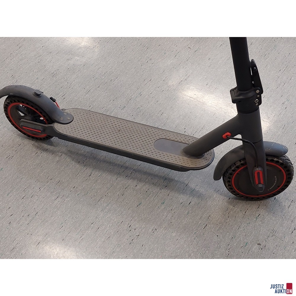 E-Scooter Model&colon; H7 Production Date 202304 QNH7JLTKHH2304