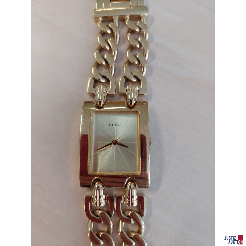 Damenarmbanduhr der Marke Guess