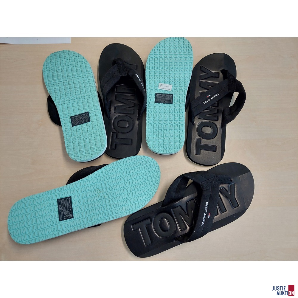 3 Paar Flip Flops der Marke Tommy Hilfiger – Tommy Jeans