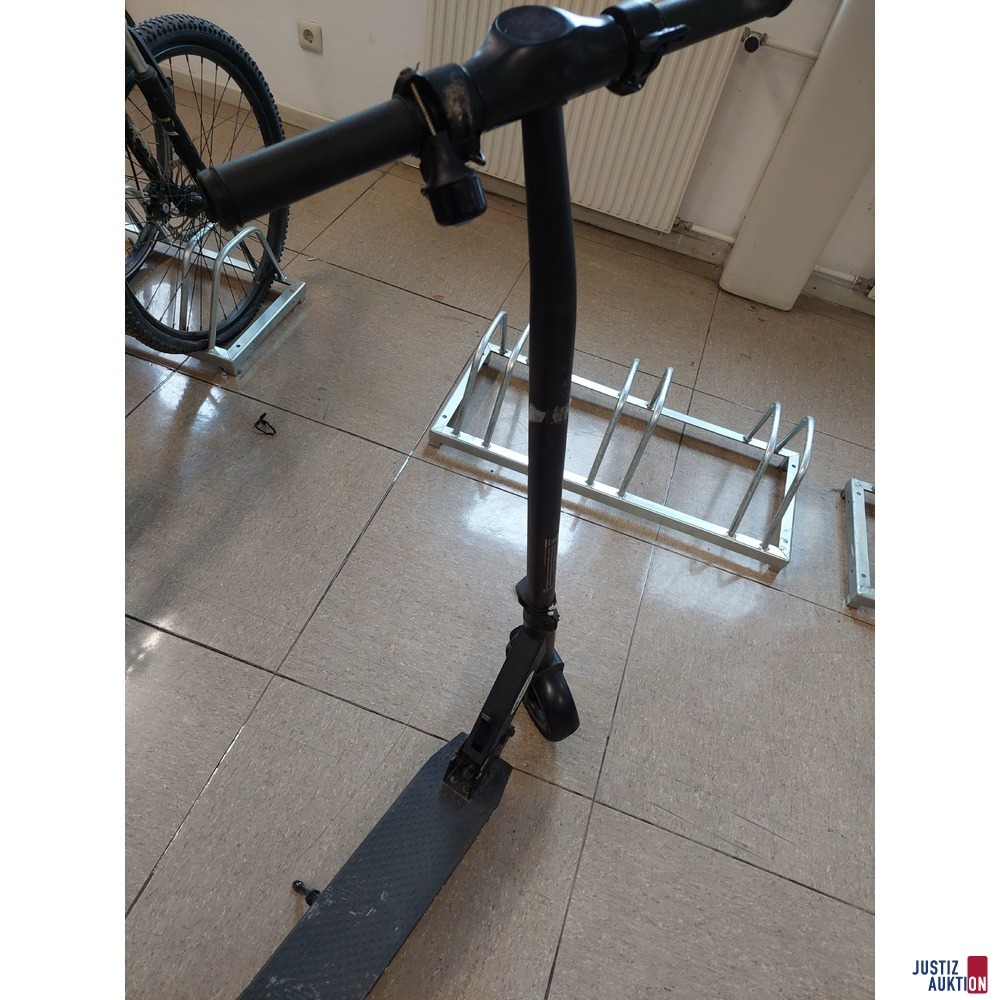 E-Scooter der Marke FALCON Be Cool BOC-200014C