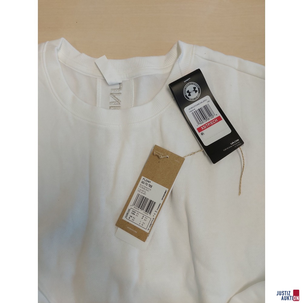 Damenpullover der Marke Under Amour  Größe XS NEU