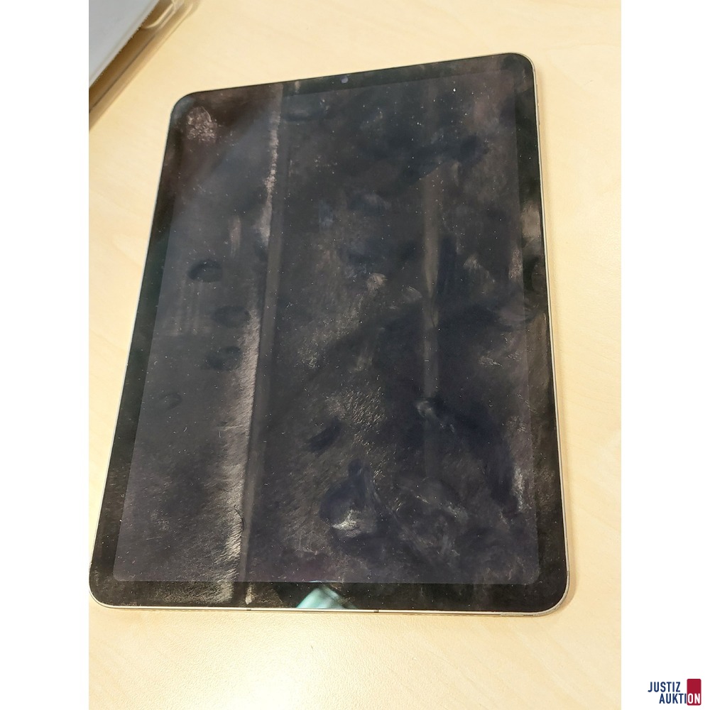 iPad Air der Marke Apple - Model&colon; A2589