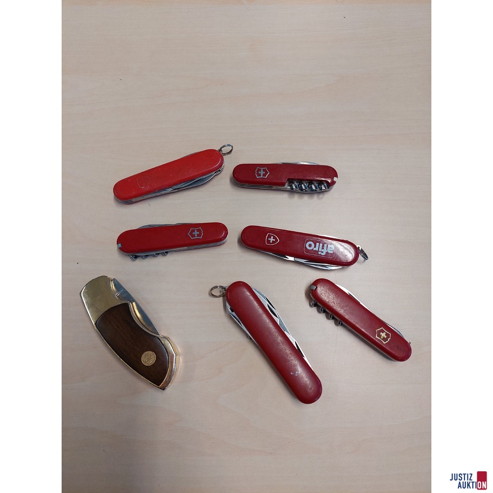 7 diverse Taschenmesser