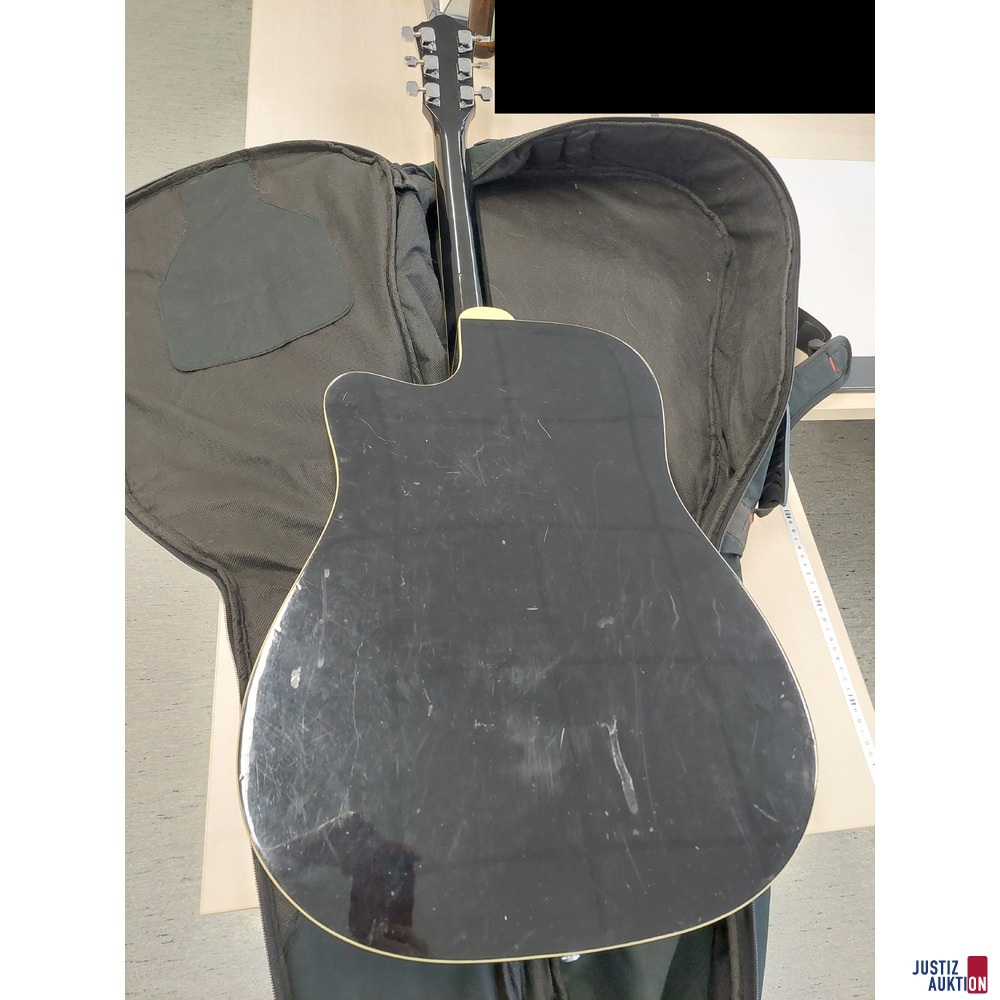 Gitarre der Marke Ibanez