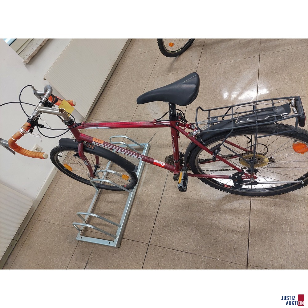 Fahrrad der Marke Nakamura Hurricane Triple Track