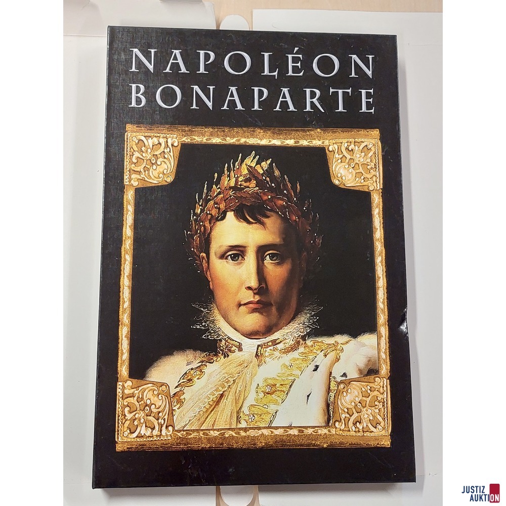 Kartonverpackung mit zwei großen Medaillen Napoleon der Erste Kupfer vergoldet - dekorativ