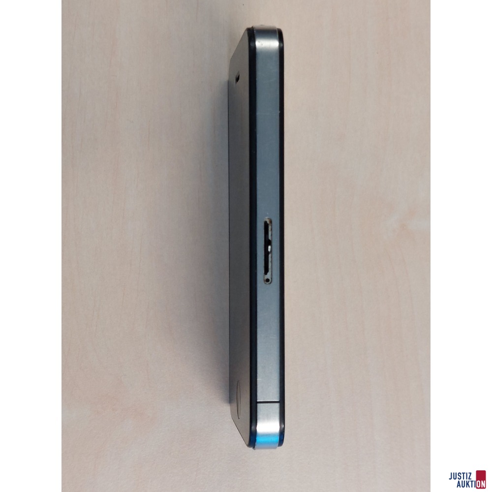 iPhone 4 Model A1332 gebraucht/Gebrauchsspuren vorhanden