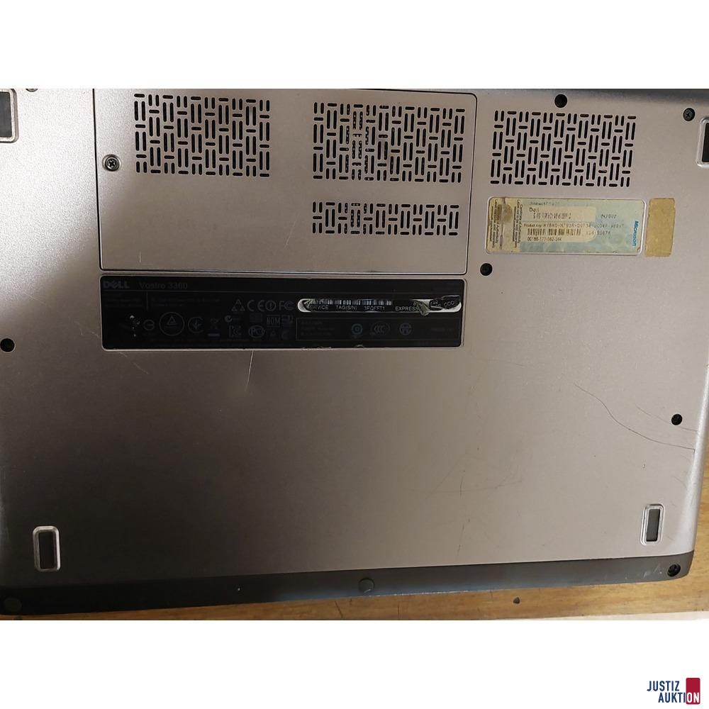 Laptop der Marke DELL Vostro 3360 gebraucht/Gebrauchsspuren vorhanden