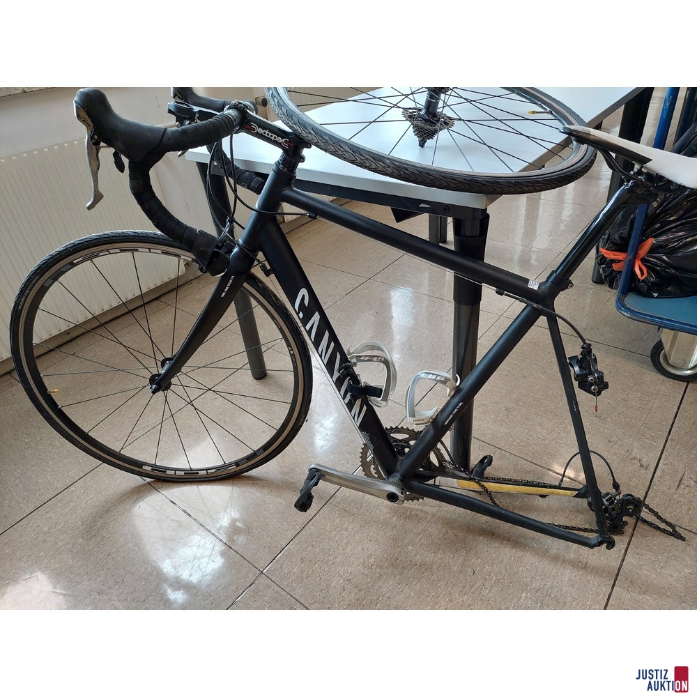 Fahrrad der Marke Canyon EN 14781 Road Bike