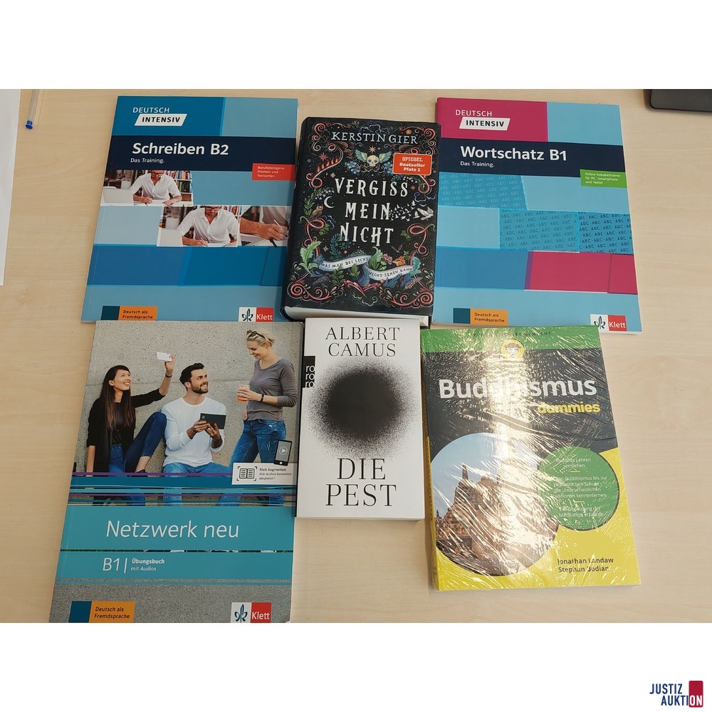Konvolut an diversen Büchern