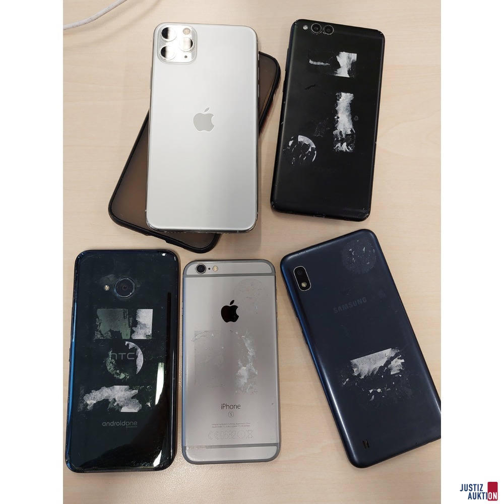 Handy der Marke HTC U11 Life u&period;a&period;