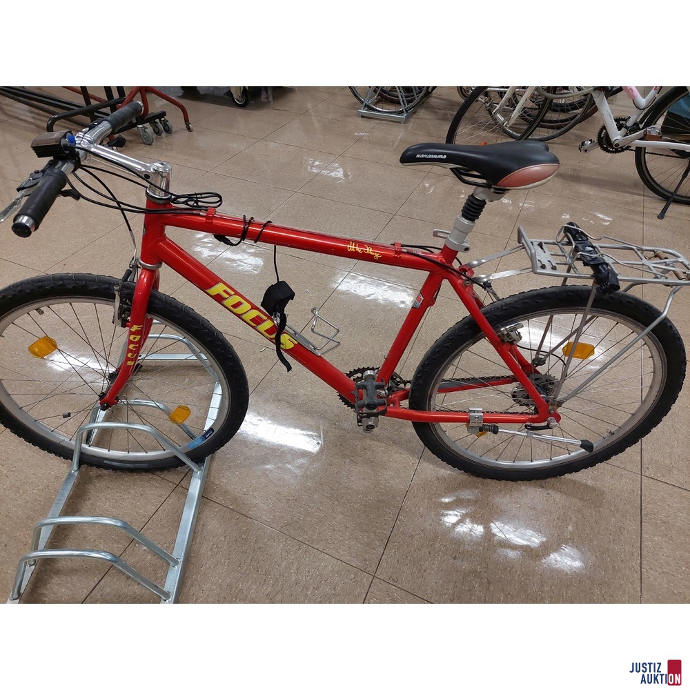 Herrenmountainbike der Marke Focus – Mike Kluge