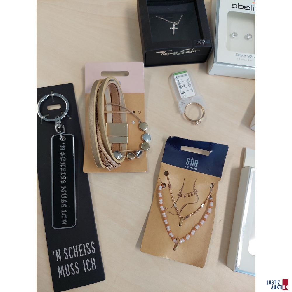 Diverser Modeschmuck