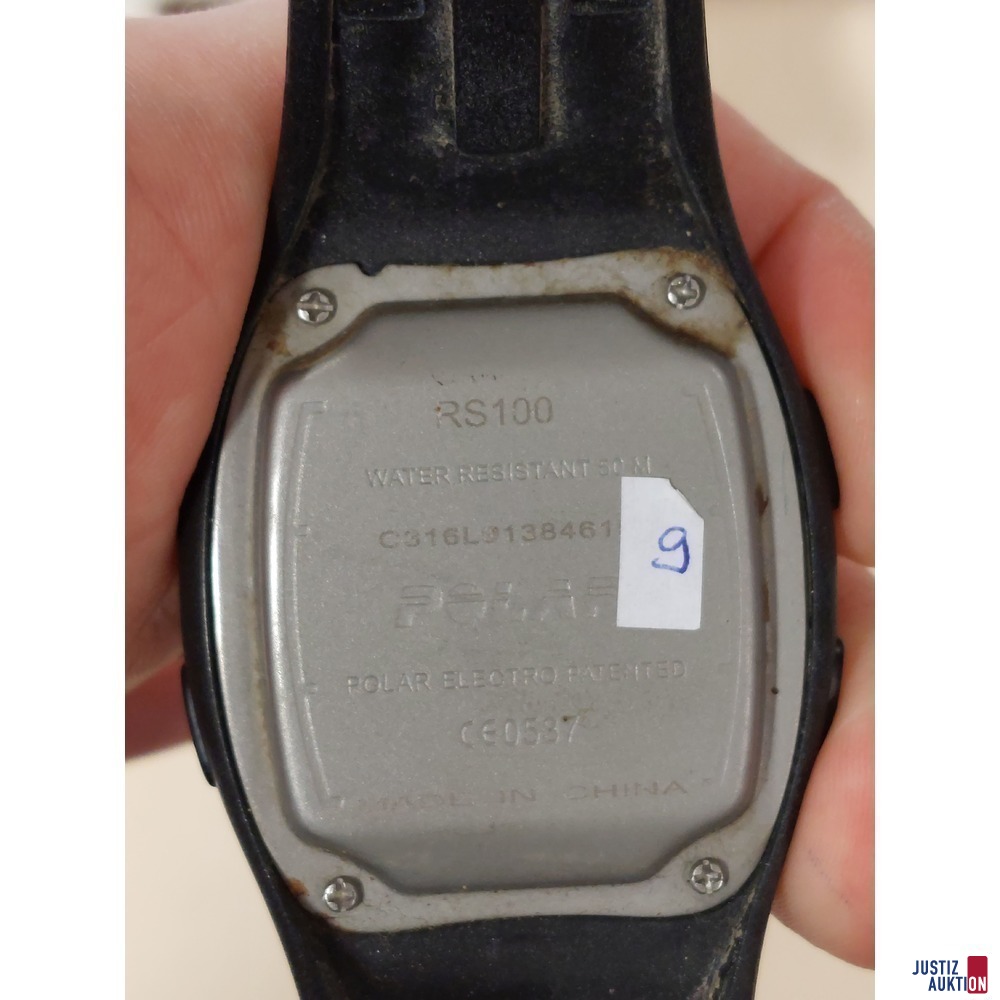 Herrenarmbanduhr der Marke Polar RS 100 gebraucht/Gebrauchsspuren vorhanden