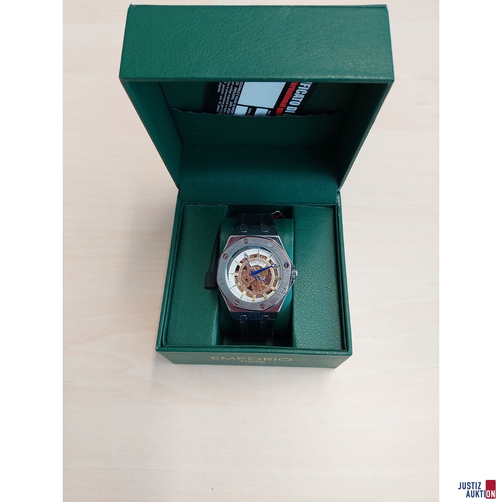 Herrenarmbanduhr der Marke Emporio Time getragen