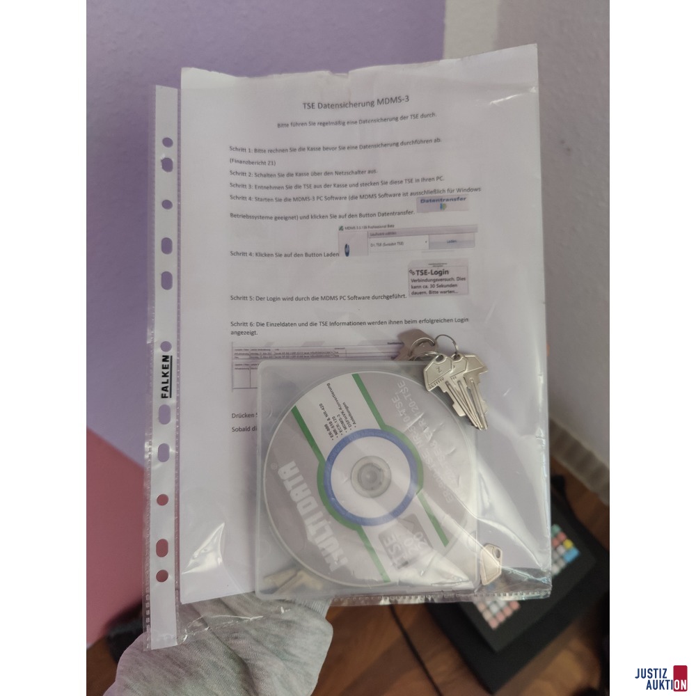 Bedienungsanleitung und CD-ROM