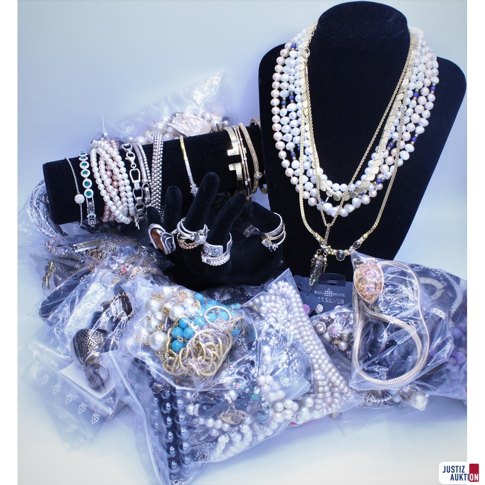 Mode u. Silberschmuck gesamtansicht