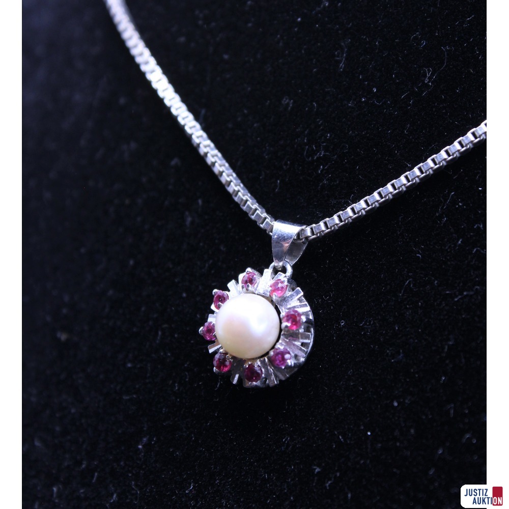 Kette mit Anhänger (Zuckerperle)