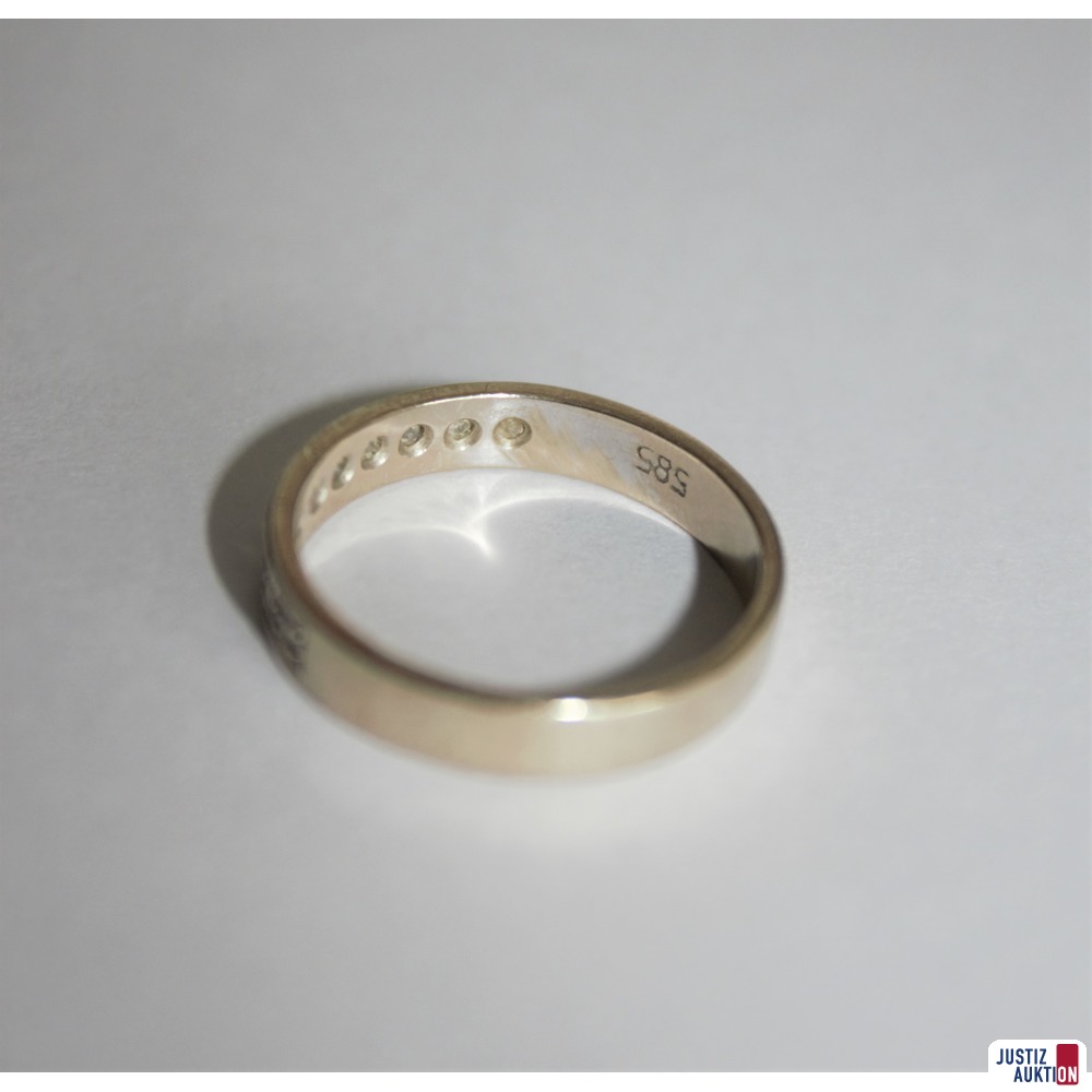 innenseite Ring mit Punzierung