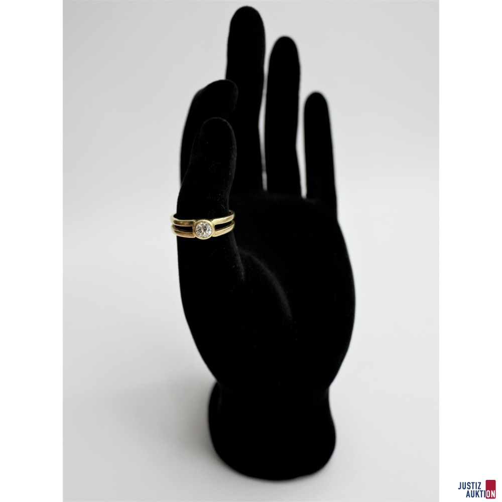 Golbgold Ring mit Brillant