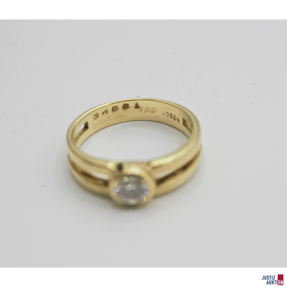 Nahaufnahme Ring Innenseite mit Gravur