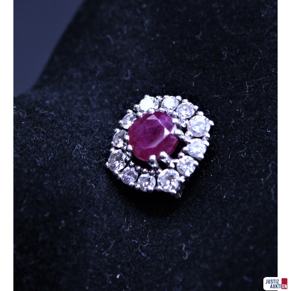 Schmugfragment mit Brillanten