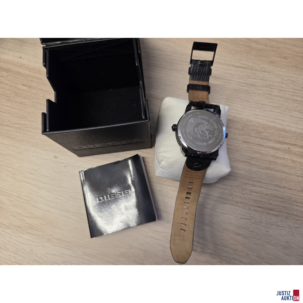 Armbanduhr – foto 2 – kavel bij Justiz-Auktion, Mühlacker