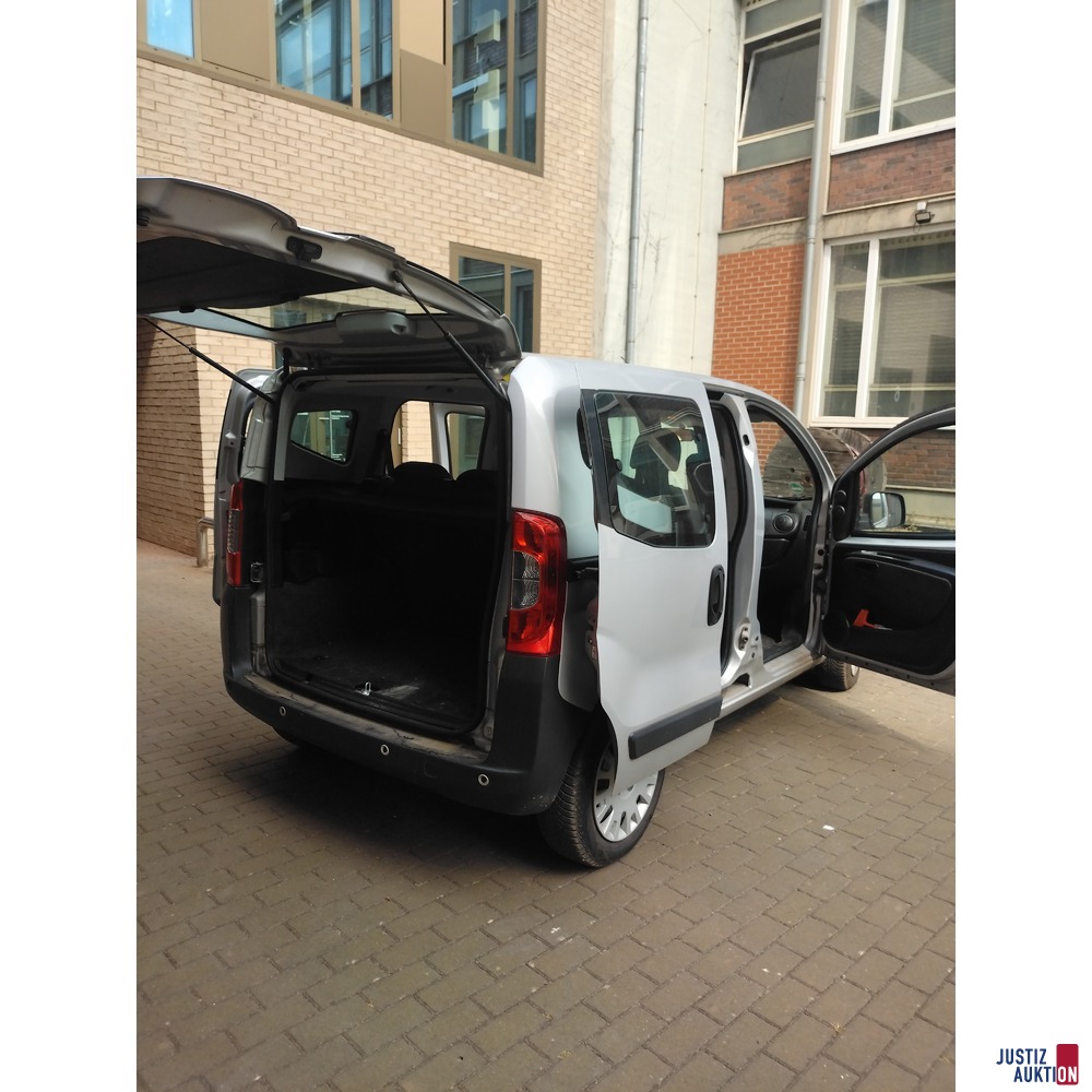Peugeot Tepee Seitenansicht