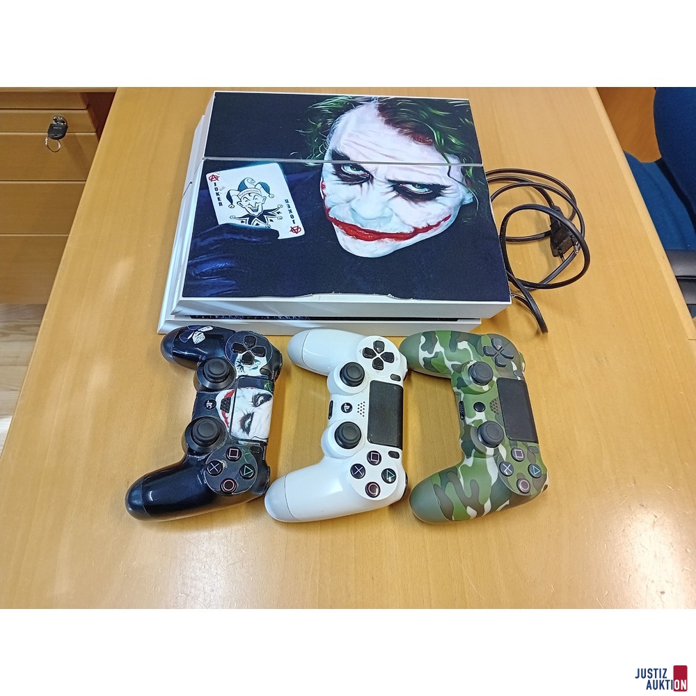 Sony Playstation 4 Modell: CUH-116A gebraucht/Gebrauchsspuren vorhanden
