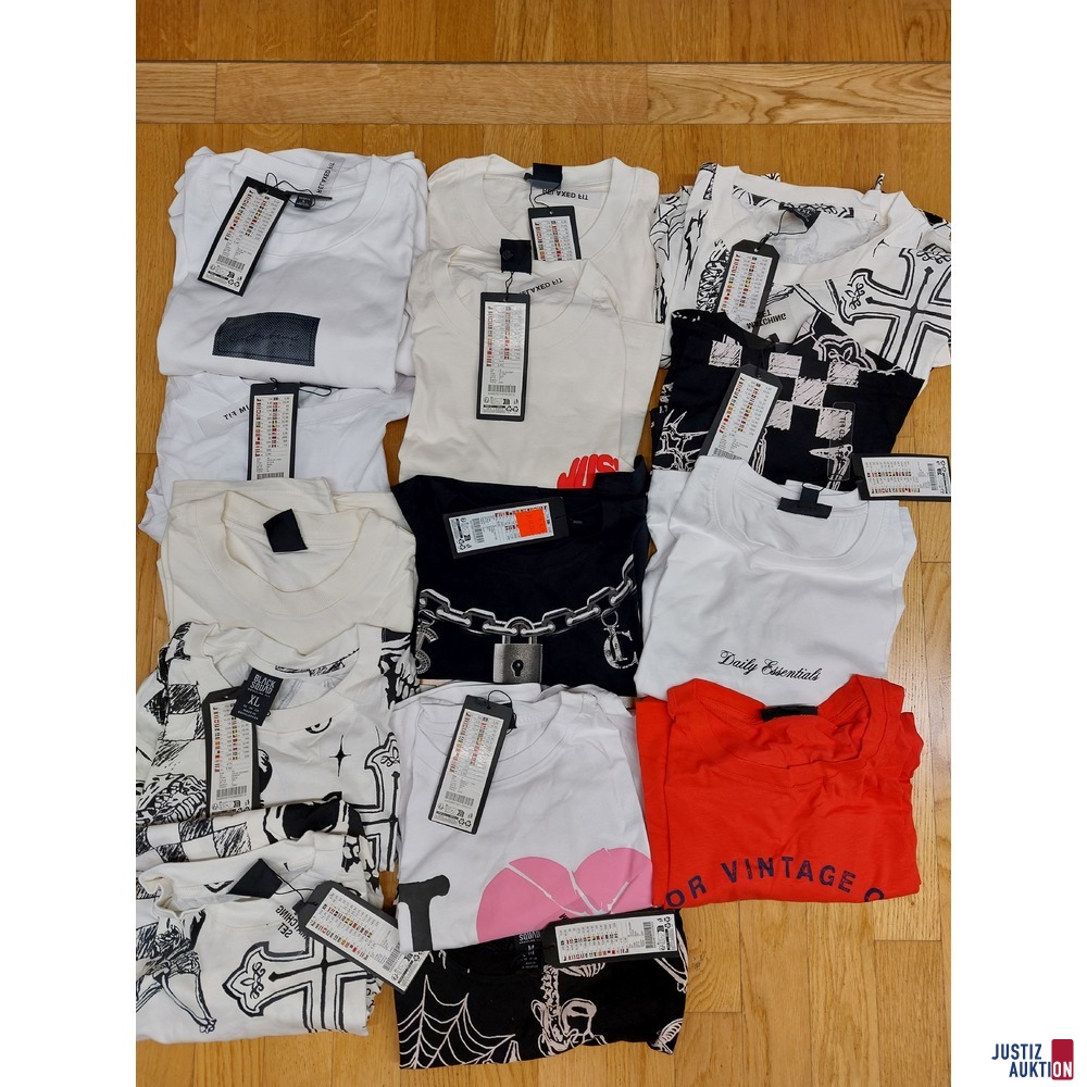 Div. T Shirts - Größen: M – XL - Neuwertig