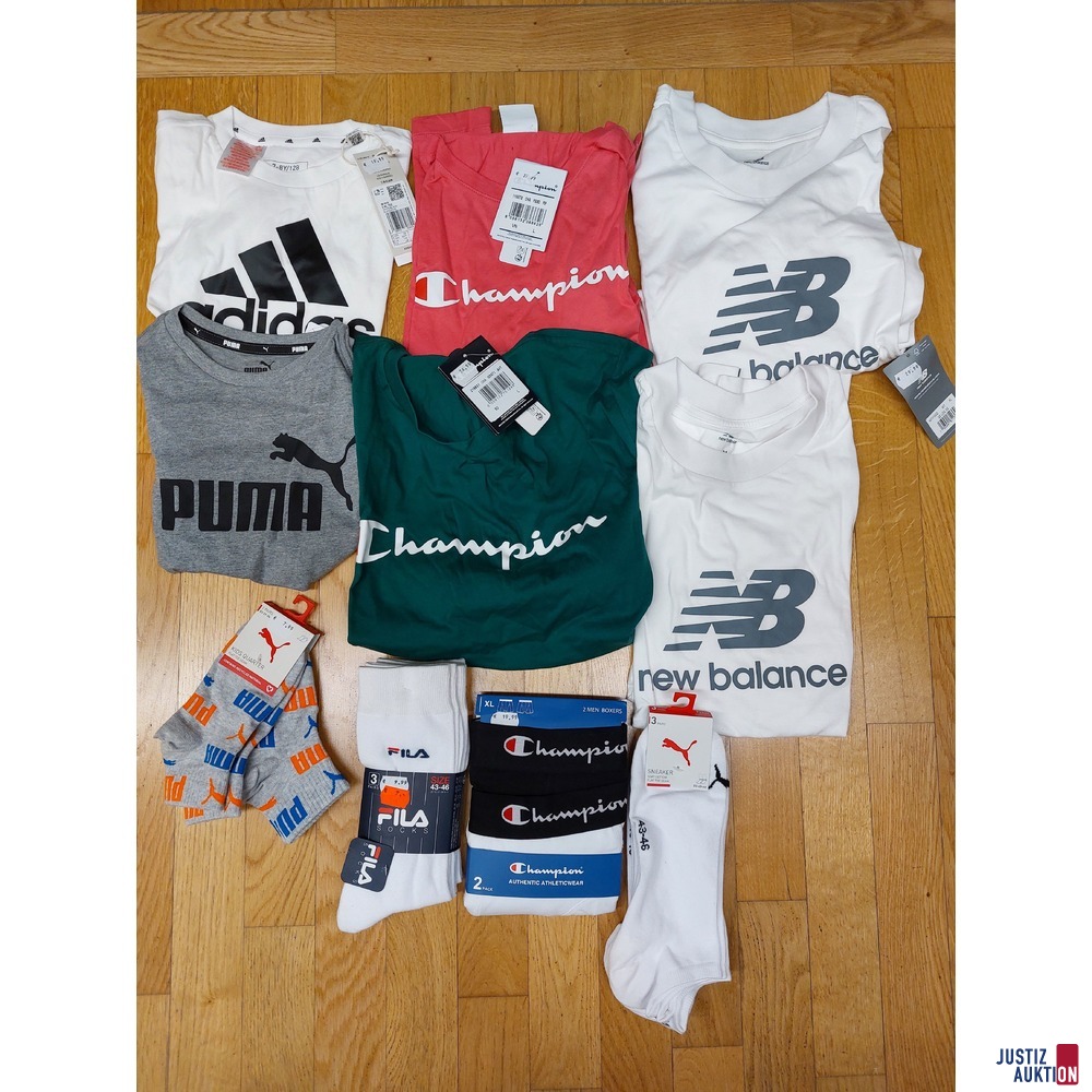 Diverse  T-Shirts, Puma, Adidas u.a.