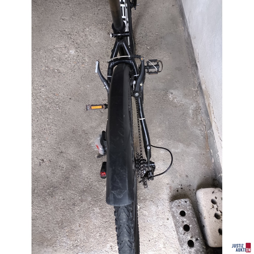 Hercules Detail V-Brake hinten ausgehängt