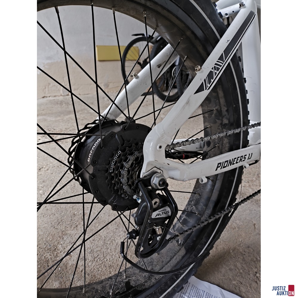 Schaltwerk Shimano ALTUS ausgehängt/defekt